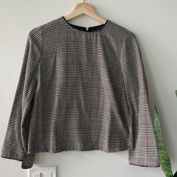 ZARA Black/White Plaid Blouse (S) - Picture 1 of 4
